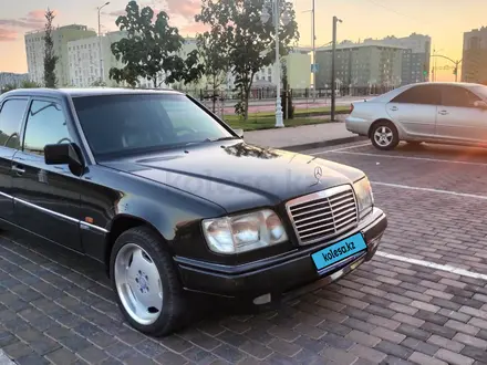 Mercedes-Benz E 280 1994 года за 3 600 000 тг. в Туркестан – фото 3