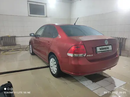 Volkswagen Polo 2015 года за 4 000 000 тг. в Атырау – фото 5