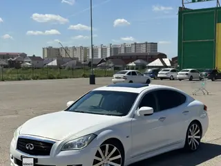 Nissan Fuga, 2010