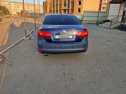 Volkswagen Jetta 2014 года за 4 500 000 тг. в Жезказган – фото 4