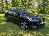 Hyundai Accent 2022 года за 8 200 000 тг. в Актобе – фото 2