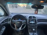 Chevrolet Malibu 2013 года за 5 800 000 тг. в Алматы – фото 4