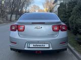 Chevrolet Malibu 2013 года за 5 800 000 тг. в Алматы – фото 2