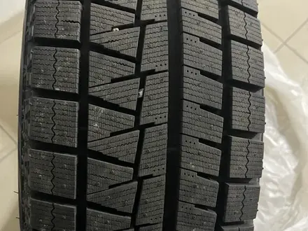 Bridgestone Blizzak Revo GZ 215/55 R17 94S без шипов за 218 000 тг. в Алматы – фото 5