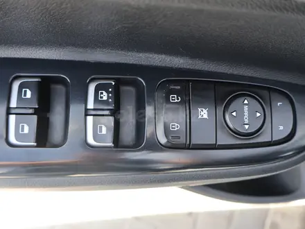 Kia Rio X-Line 2020 года за 6 790 000 тг. в Астана – фото 11