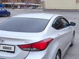 Hyundai Elantra 2014 года за 6 950 000 тг. в Караганда – фото 3