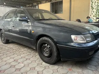Toyota Carina E
