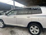 Toyota Highlander 2010 года за 12 000 000 тг. в Семей – фото 2