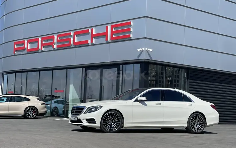 Mercedes-Benz S 500 2014 года за 29 000 000 тг. в Астана