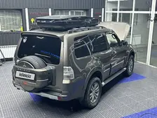 Mitsubishi Pajero, 2013