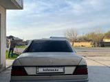 Mercedes-Benz E 230 1991 года за 1 350 000 тг. в Шымкент – фото 5