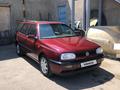 Volkswagen Golf 1993 годаүшін1 400 000 тг. в Тараз