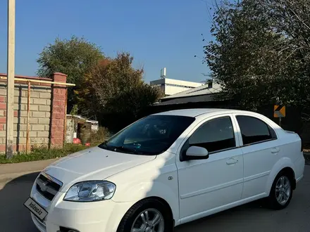 Chevrolet Aveo 2012 года за 2 800 000 тг. в Алматы – фото 2