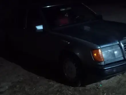 Mercedes-Benz E 200 1993 года за 1 200 000 тг. в Тараз – фото 5