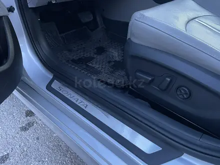 Hyundai Sonata 2018 года за 10 000 000 тг. в Тараз – фото 19
