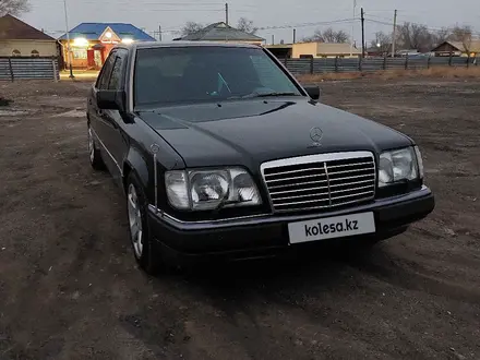 Mercedes-Benz E 230 1992 года за 1 600 000 тг. в Кызылорда