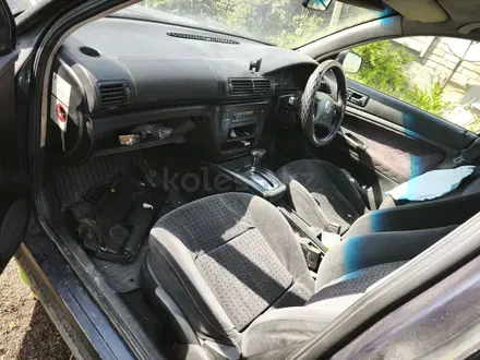 Volkswagen Passat 1998 года за 1 400 000 тг. в Кокшетау – фото 3