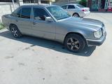 Mercedes-Benz E 220 1990 года за 1 400 000 тг. в Алматы – фото 2