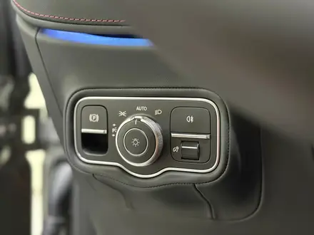Mercedes-Benz G 63 AMG 4MATIC 2026 года за 112 000 000 тг. в Алматы – фото 31