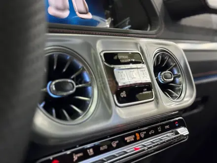 Mercedes-Benz G 63 AMG 4MATIC 2026 года за 112 000 000 тг. в Алматы – фото 32