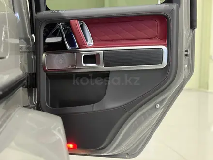 Mercedes-Benz G 63 AMG 4MATIC 2026 года за 112 000 000 тг. в Алматы – фото 21