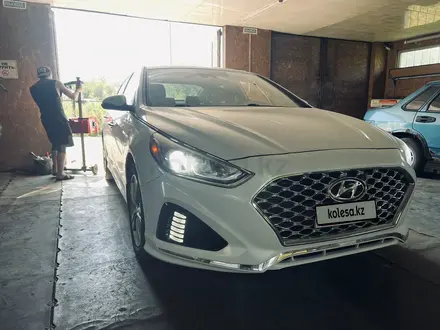 Hyundai Sonata 2019 года за 6 800 000 тг. в Караганда – фото 5