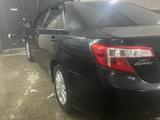 Toyota Camry 2012 года за 7 300 000 тг. в Актобе – фото 3