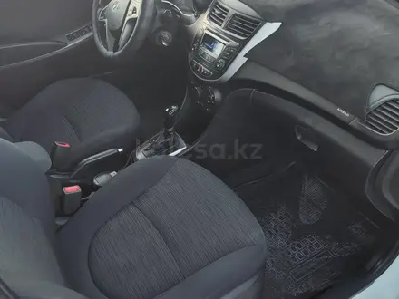 Hyundai Accent 2015 года за 4 600 000 тг. в Актау – фото 12