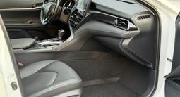 Toyota Camry 2021 годаүшін15 300 000 тг. в Алматы – фото 5
