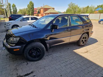 Lexus RX 300 2000 года за 4 500 000 тг. в Актобе – фото 2