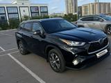 Toyota Highlander 2023 годаүшін26 500 000 тг. в Астана – фото 4