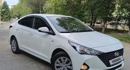 Hyundai Accent 2021 года за 7 400 000 тг. в Семей