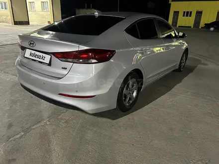 Hyundai Avante 2018 года за 6 400 000 тг. в Шымкент – фото 3