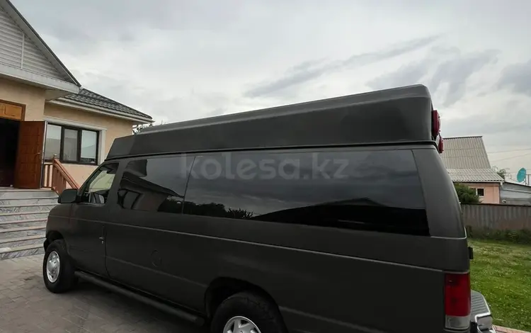 Ford Econoline 2004 года за 10 000 000 тг. в Алматы