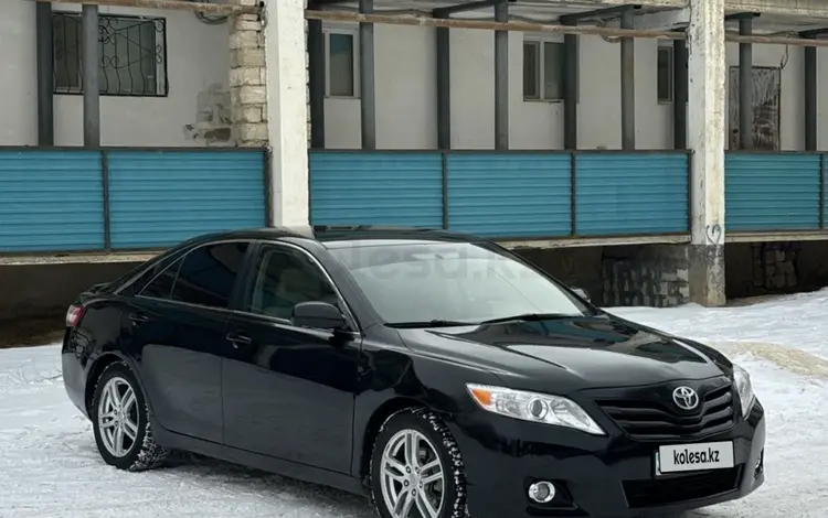 Toyota Camry 2010 годаfor6 700 000 тг. в Бейнеу