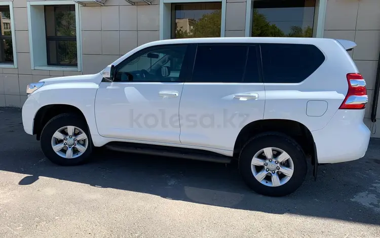 Toyota Land Cruiser Prado 2015 годаfor18 700 000 тг. в Астана