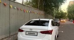 Hyundai Accent 2021 года за 7 700 000 тг. в Алматы – фото 2