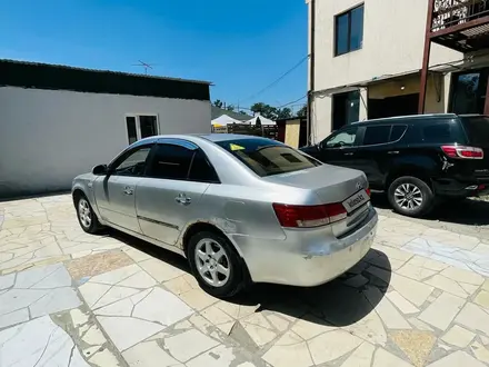 Hyundai Sonata 2004 года за 3 000 000 тг. в Алматы – фото 3