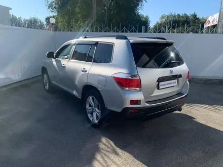 Toyota Highlander 2012 года за 12 200 000 тг. в Костанай – фото 2