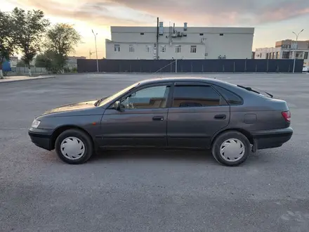 Toyota Carina E 1995 года за 2 200 000 тг. в Караганда – фото 2