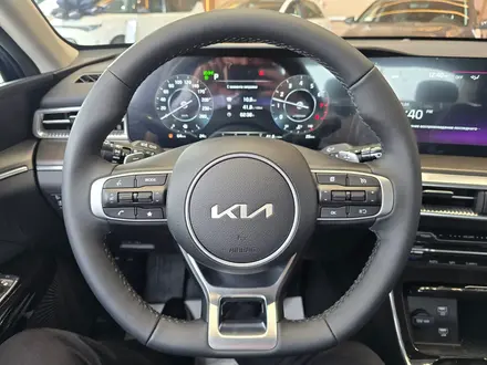 Kia K5 Luxe 2026 года за 14 490 000 тг. в Костанай – фото 17