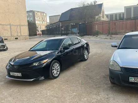 Toyota Camry 2018 года за 11 000 000 тг. в Актау