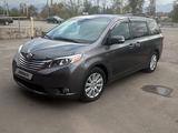 Toyota Sienna 2017 года за 16 000 000 тг. в Алматы – фото 3