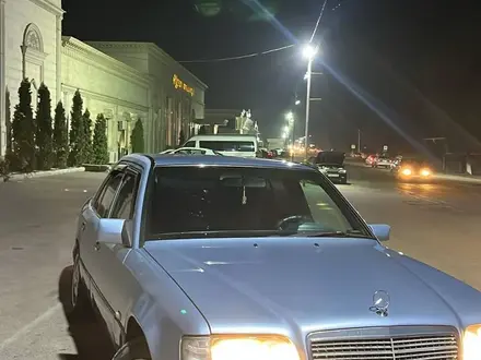 Mercedes-Benz E 280 1994 года за 3 600 000 тг. в Алматы