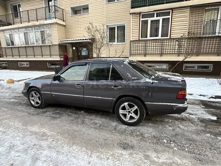 Mercedes-Benz E 300 1992 года за 1 200 000 тг. в Алматы – фото 3