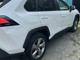 Toyota RAV4 2020 годаүшін15 500 000 тг. в Костанай