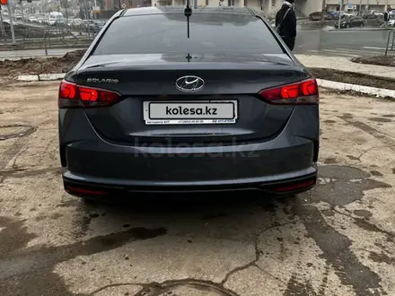Hyundai Solaris 2021 годаүшін5 200 000 тг. в Уральск – фото 4