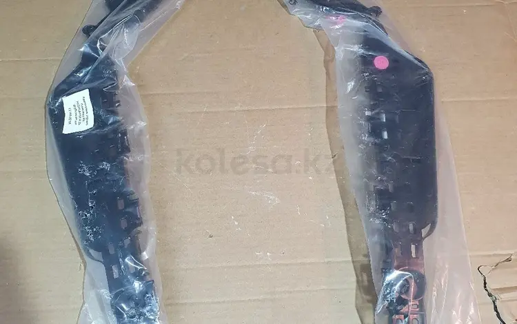 Крепление заднего бампера toyota Highlander за 1 000 тг. в Алматы