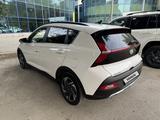 Hyundai Bayon 2024 года за 8 500 000 тг. в Атырау – фото 2