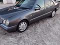 Mercedes-Benz E 200 1997 годаfor2 650 000 тг. в Атбасар – фото 9